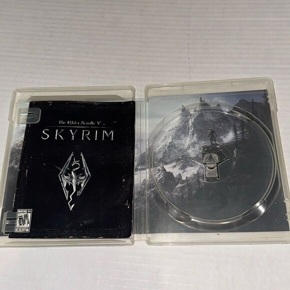 PS3 The Elder Scrolls IV Oblivion Game of the Year Edition - Picture 2 of 3